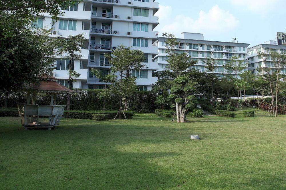 The Capital Resort @ Sukhumvit 50 Bangkok Luaran gambar The park