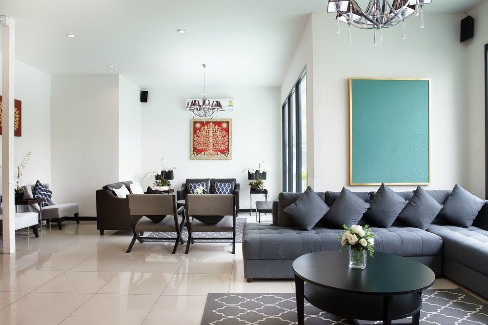 The Capital Resort @ Sukhumvit 50 Bangkok Luaran gambar A living room in a house